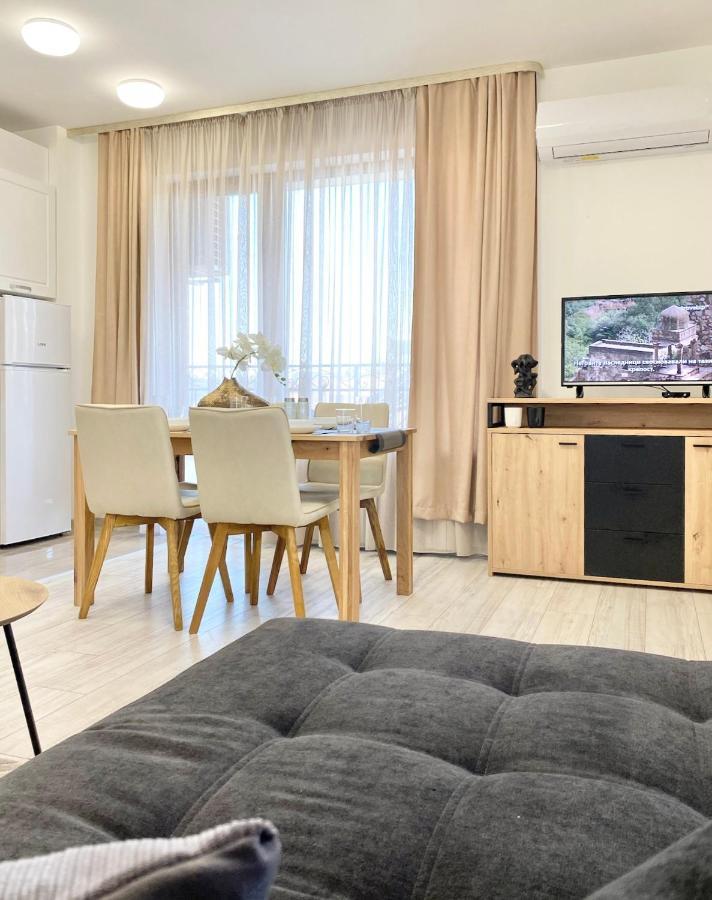 Central Apartment For 4 Guests Next To State Opera 스타라 자고라 외부 사진